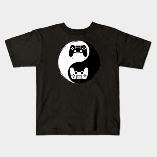 Yin Yang Symbol Gamer Gift Video Game Kids T-Shirt